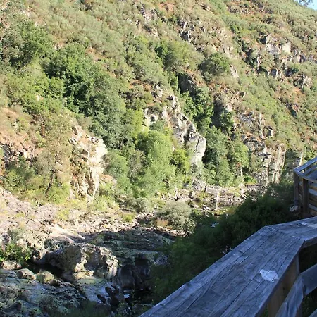 בית כפרי Casa Da Bichaca קסטלו דה פייבה